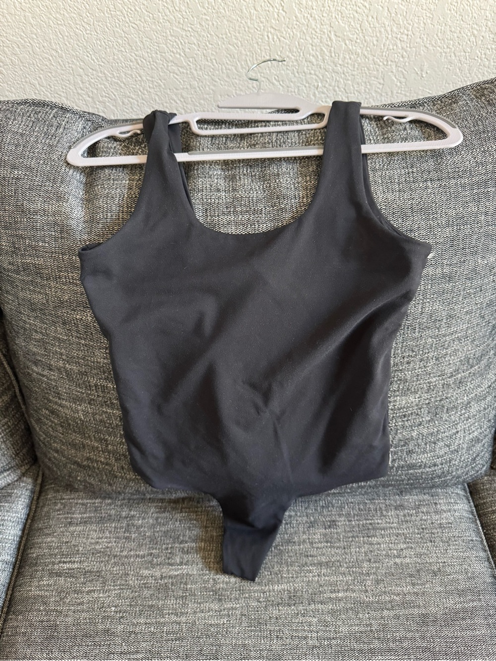 Vuori Black Scoop-Neck Bodysuit - Picture 2 of 5